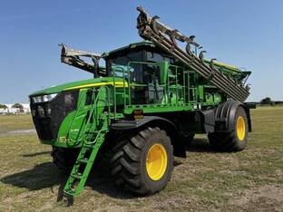 2023 John Deere 800R