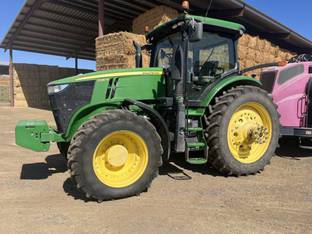 2015 John Deere 7230R