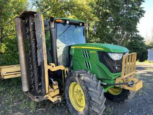 2015 John Deere 6105M