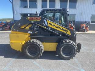 2018 New Holland L228