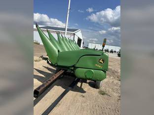 2011 John Deere 608C