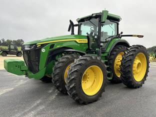 2022 John Deere 8R 340