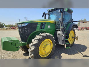 2024 John Deere 7R 210