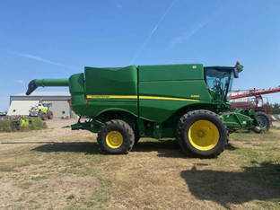 2012 John Deere S-Series Combines S680