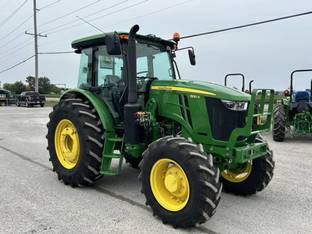 2022 John Deere 6120E