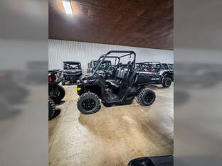 2025 Can-Am Defender DPS HD9 Stealth Black