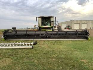 2021 Claas CONVIO FLEX 1230