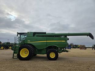 2021 John Deere S780