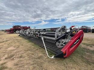 2022 MacDon Industries FD240