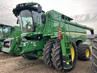 2023 John Deere S780