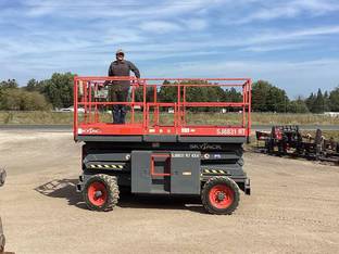 2006 SKYJACK SJ8831RT