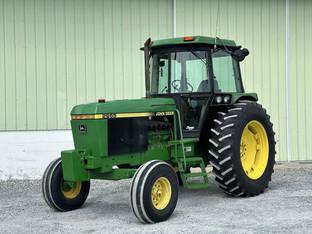 1990 John Deere 2955