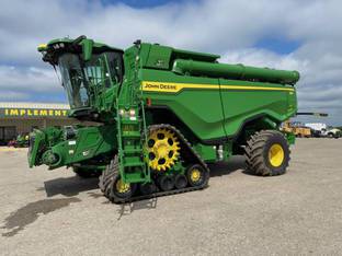 2022 John Deere X9 1000