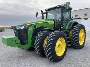 2023 John Deere 8R 340