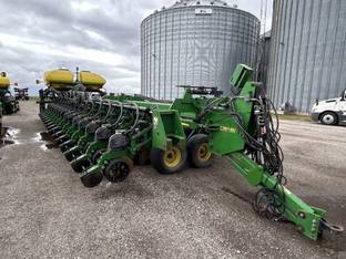 2010 John Deere DB90