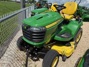 2019 John Deere X734