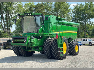 2023 John Deere S780