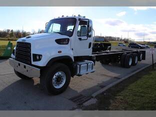 2013 Freightliner 114SD