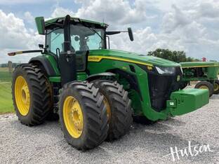 2024 John Deere 8R 250
