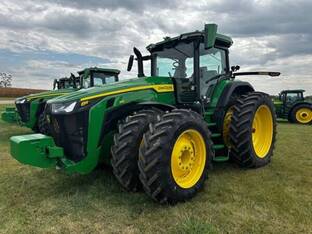 2023 John Deere 8R 310