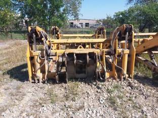 2017 Kubota 844FORKS