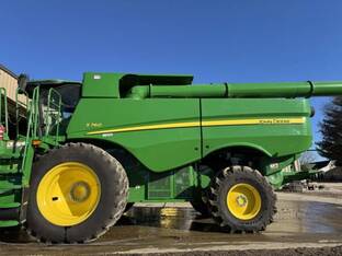 2023 John Deere S760