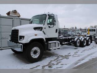 2013 Freightliner 114SD