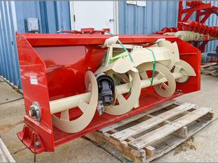 2026 Farm King Y600-4