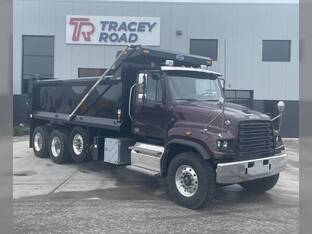 2025 Freightliner 114SD PLUS