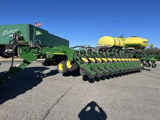 2015 John Deere DB60