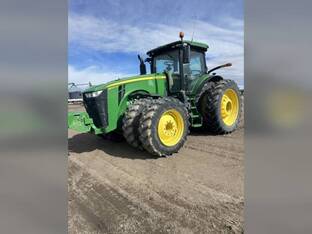 2017 John Deere 8400R