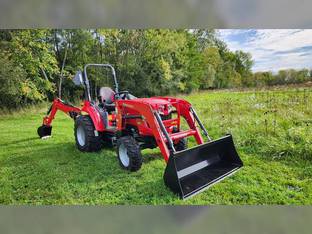 2025 Mahindra 1600 Series 1635 HST Backhoe