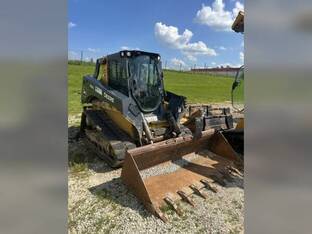 2022 John Deere 333G