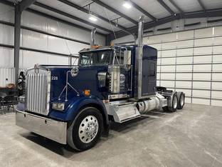 2018 Kenworth W900