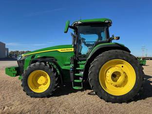 2023 John Deere 8R 280