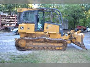2007 John Deere 700J LGP