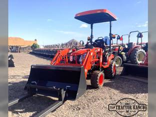 2025 Kioti CS2220H-TL 22HP 4x4 Tractor Loader - wit