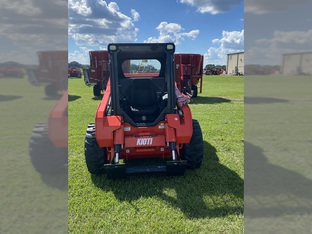 2023 Kioti SL750