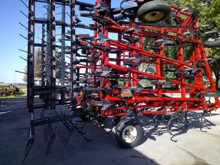 Case IH TIGERMATE 200