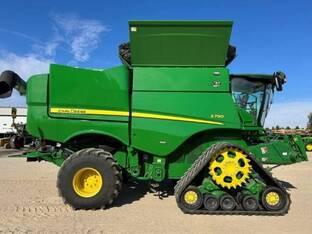 2022 John Deere S790