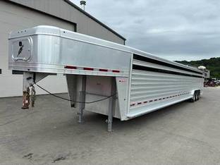 2018 Featherlite 8127 71/2 X 45' GN ALUM STOCK TRAILER