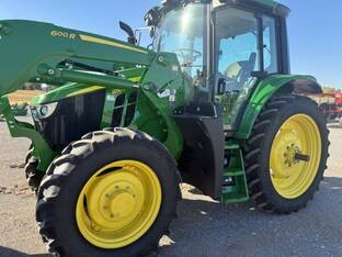 2023 John Deere 6110M