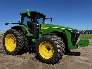 2023 John Deere 8R 370