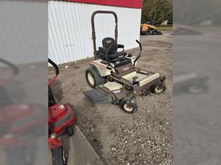 2024 Grasshopper 328G4 EFI