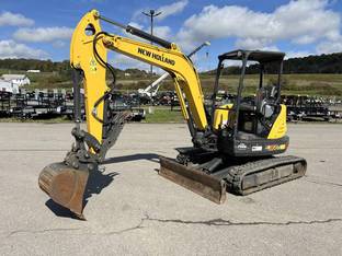 2023 New Holland E37C