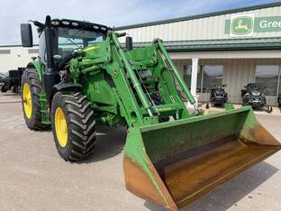 2019 John Deere 6145R