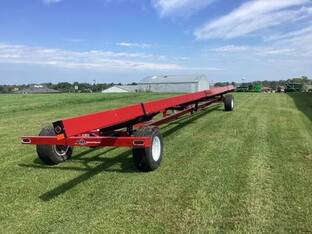 2022 Unverferth 42' Head Trailer