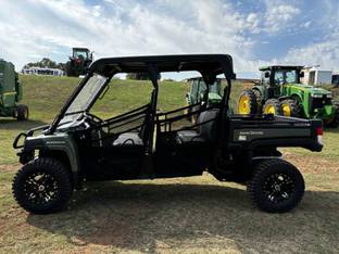 2024 John Deere GATOR XUV 825M