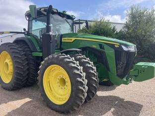 2022 John Deere 8R 280