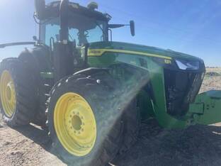2022 John Deere 8R 340